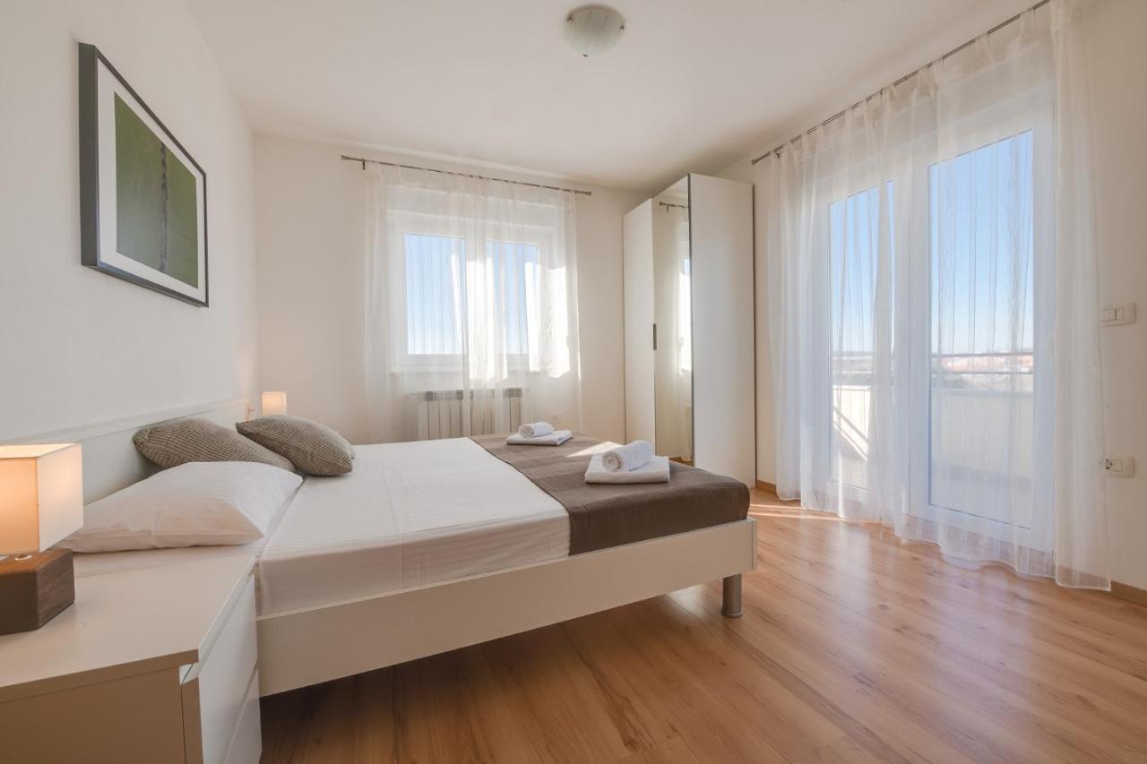 Villa Cera Pula Bagian luar foto
