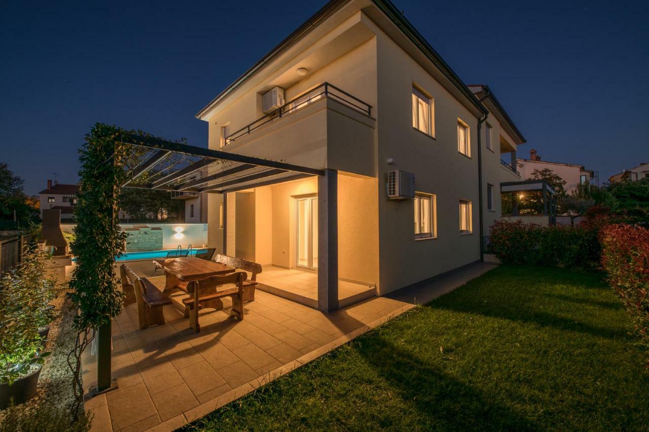 Villa Cera Pula Bagian luar foto